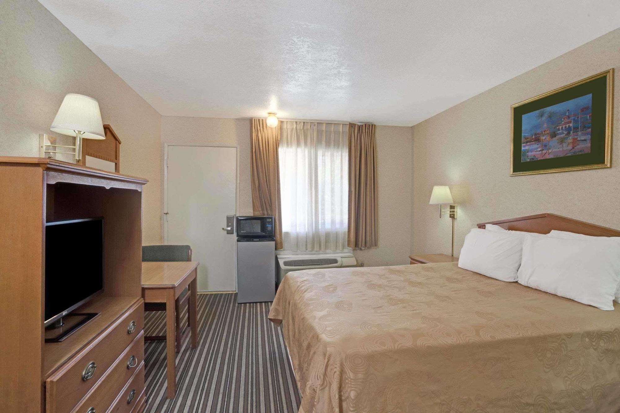 Buena Park Inn Ngoại thất bức ảnh